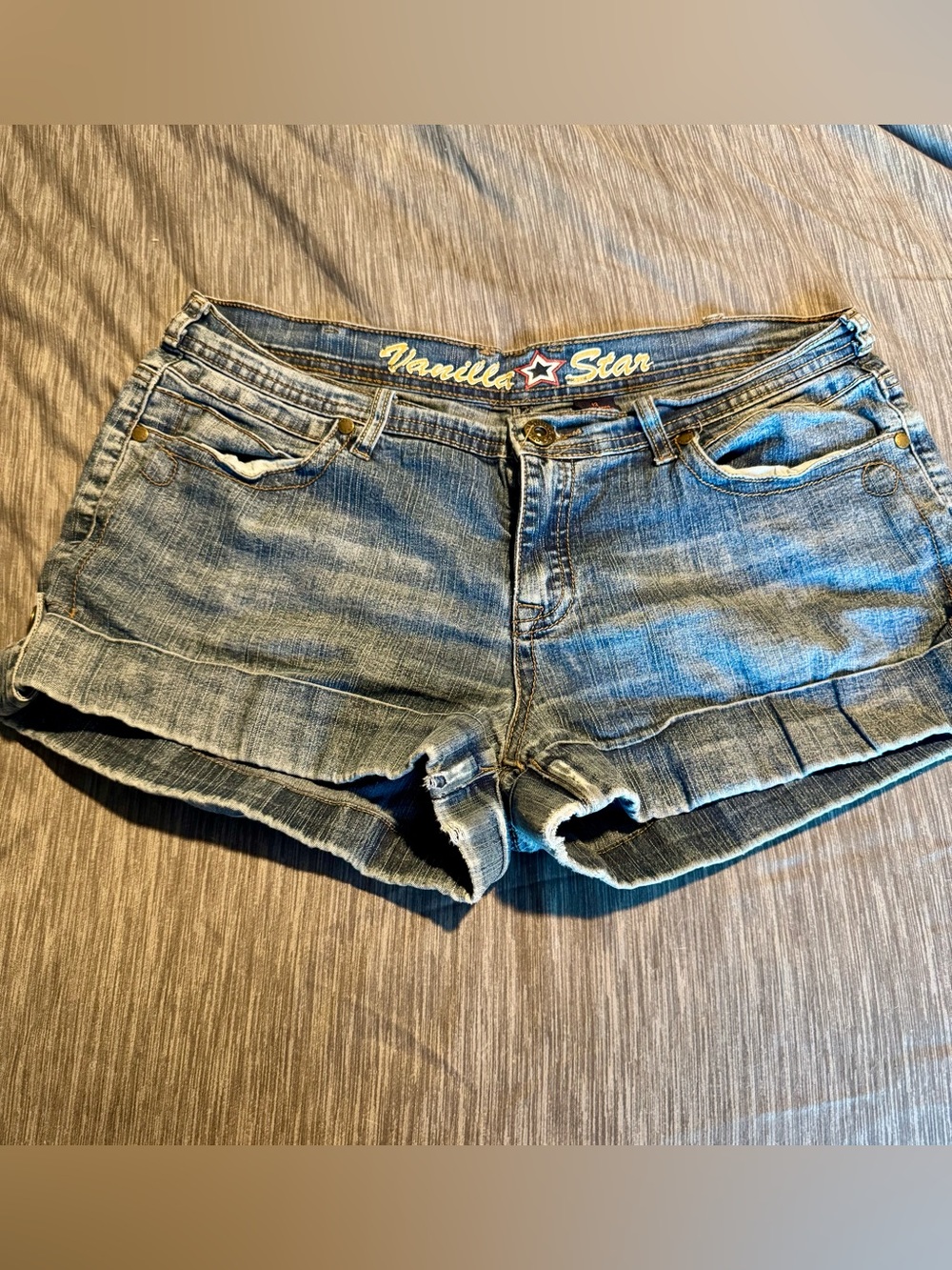 Vanilla Star Distressed Denim Shorts in Light Blue Wash. Size 13